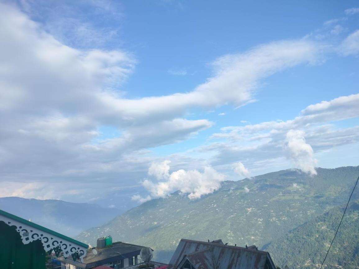 Backpackers Hub Hostel Darjeeling  Ngoại thất bức ảnh